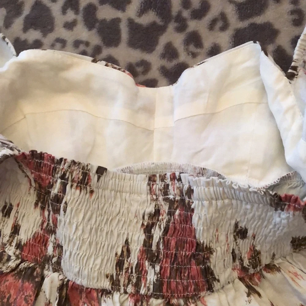 Olivaceous Floral Mini Dress in Cream Size Small Women’s